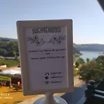 Gæstehus Huellas Albergue-turistico Portomarin