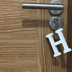 Huellas Albergue-turistico Gæstehus Portomarin