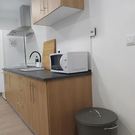 Huellas Albergue-turistico Guest house Portomarin