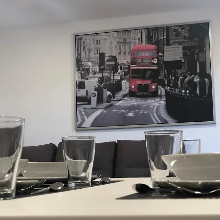 Huellas Albergue-turistico Portomarin