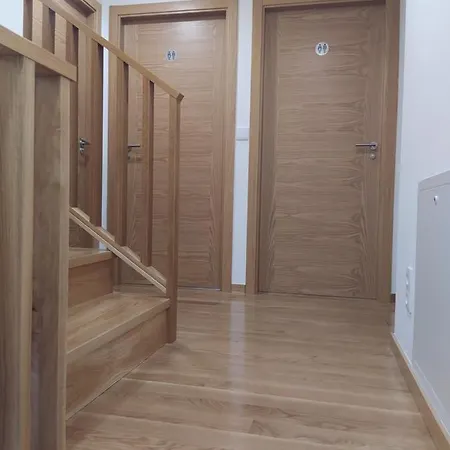 Huellas Albergue-turistico Guest house