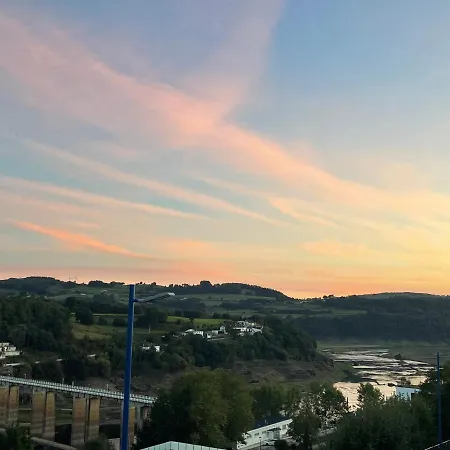 Huellas Albergue-turistico Guest house Portomarin