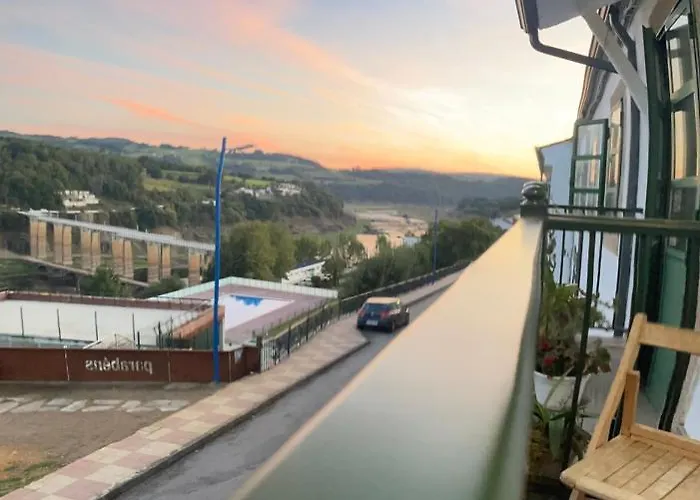 Huellas Albergue-turistico 波尔托马林